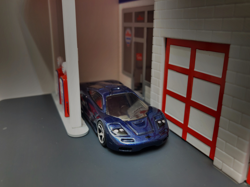 Illustration for article titled McLaren F1 Custom.... yes it’s finally done